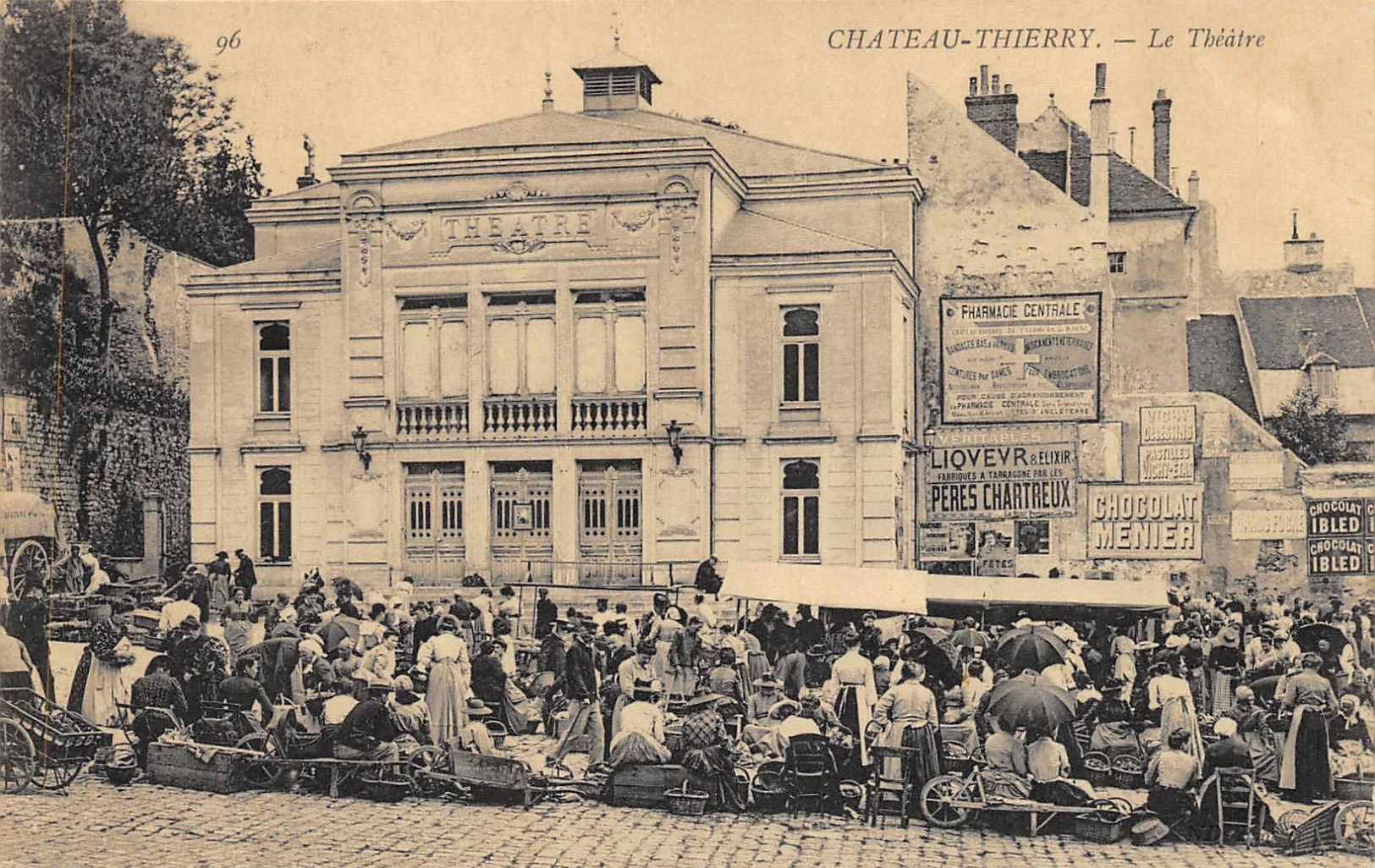 Carte postale ancienne théâtre de Château-Thierry