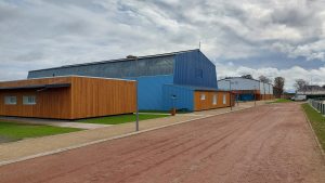 Vestiaires et boulodrome du complexe sportif de Durtal